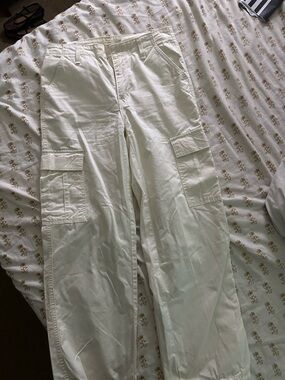 Levi’s White Cargo Pants with Utility Pockets